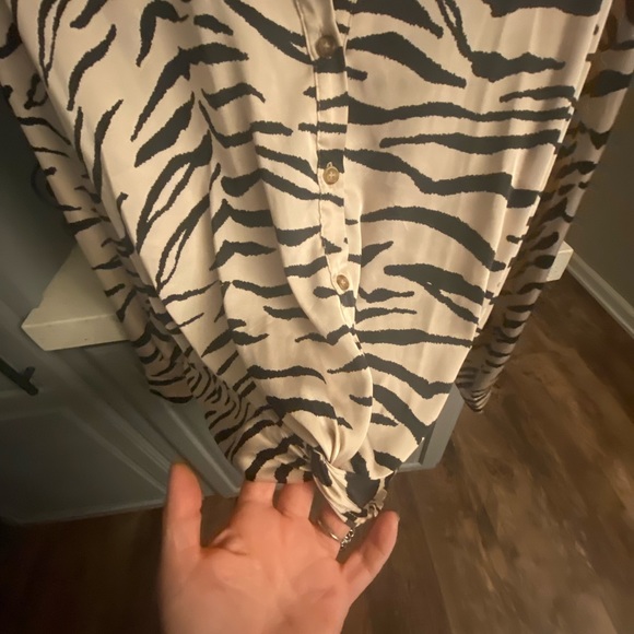 Women’s silk, Moa moa shirt - Picture 3 of 5